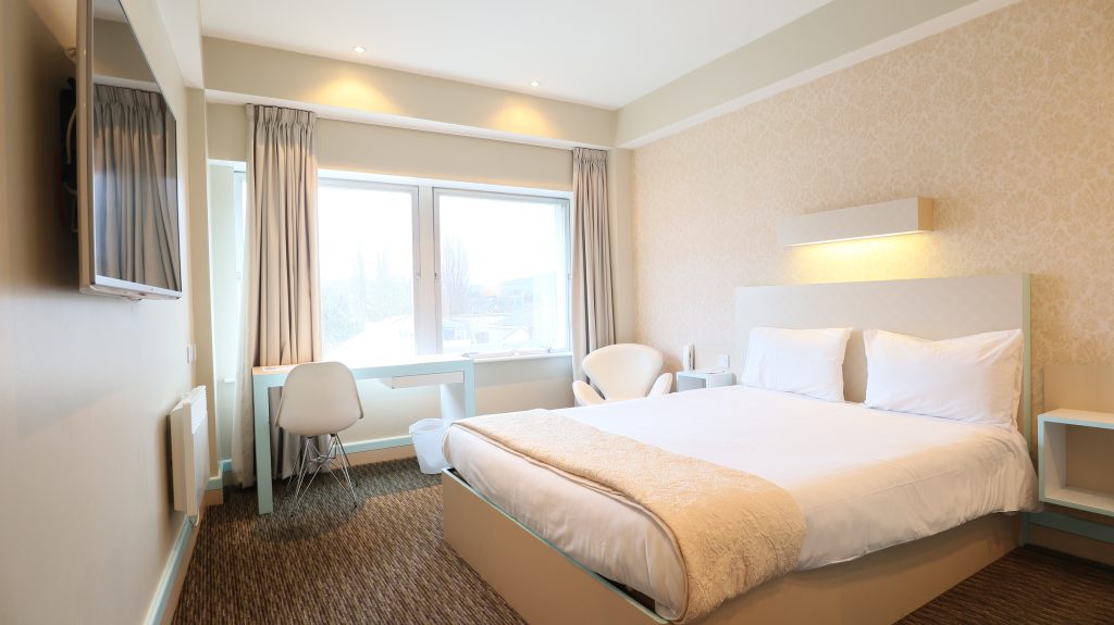 Standard Double Room at Citrus Hotel Cheltenham with king bed
