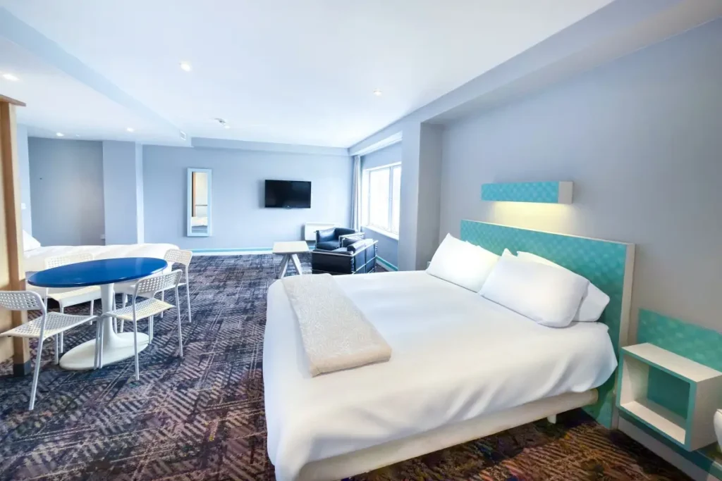 Family Room in Citrus Hotel Cheltenham