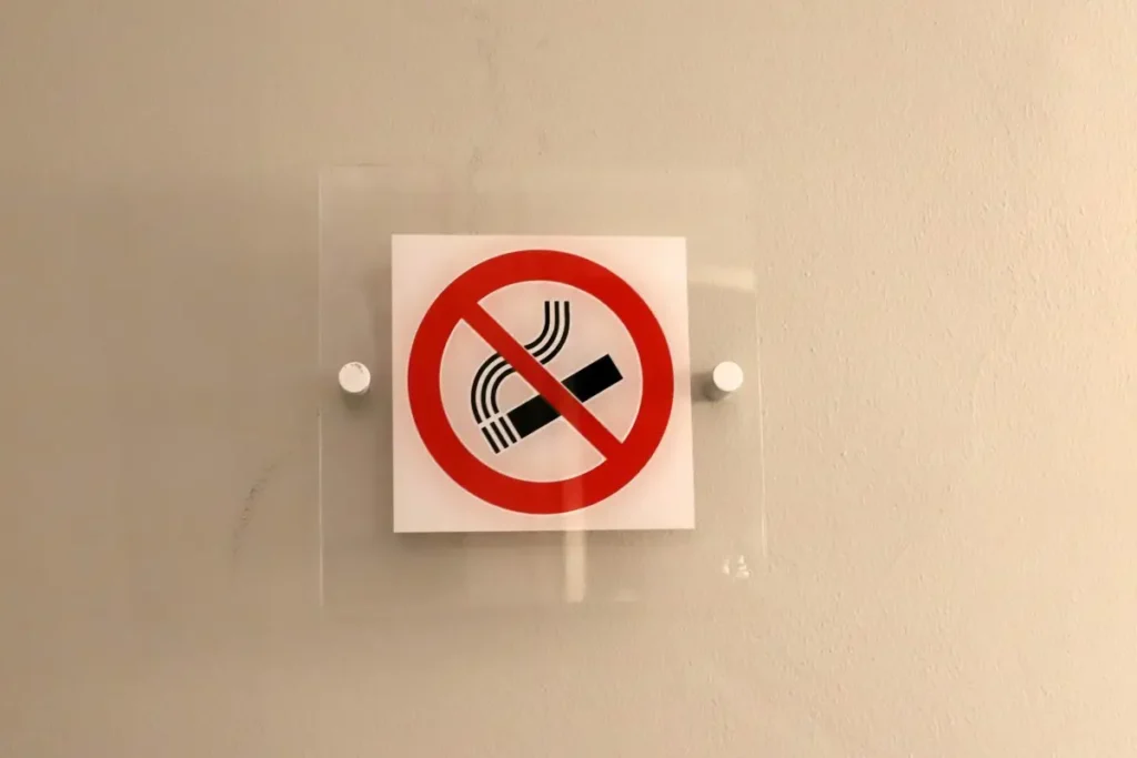 Non-smoking room in Cheltenham city